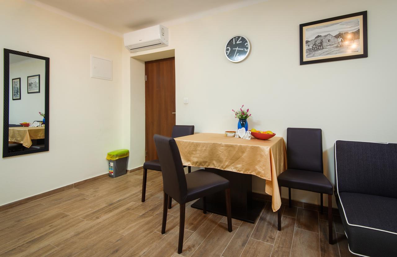 Private Accommodation Milisa سبليت المظهر الخارجي الصورة